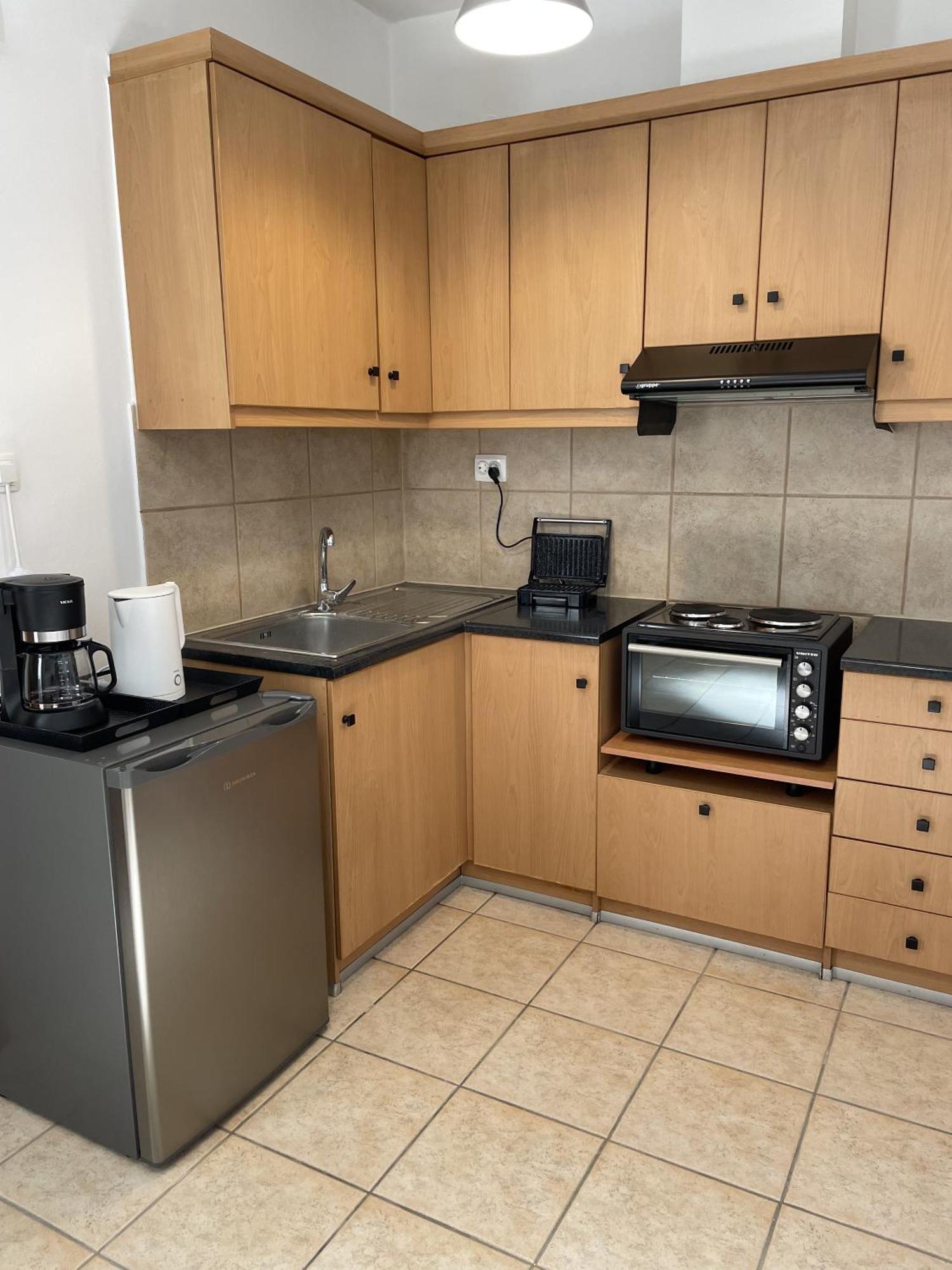 Mini Art Apartments Gerani  Екстер'єр фото