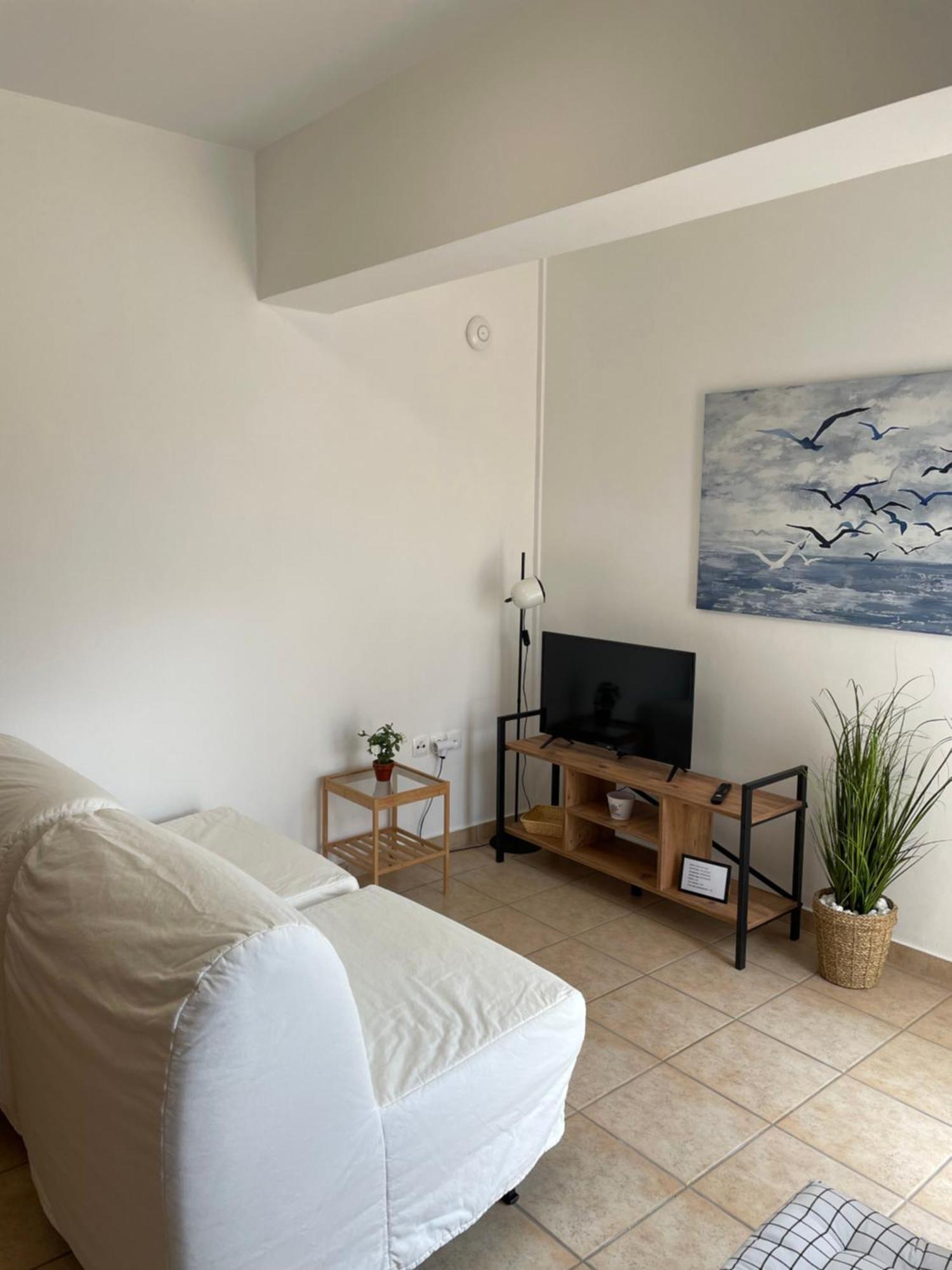 Mini Art Apartments Gerani  Екстер'єр фото