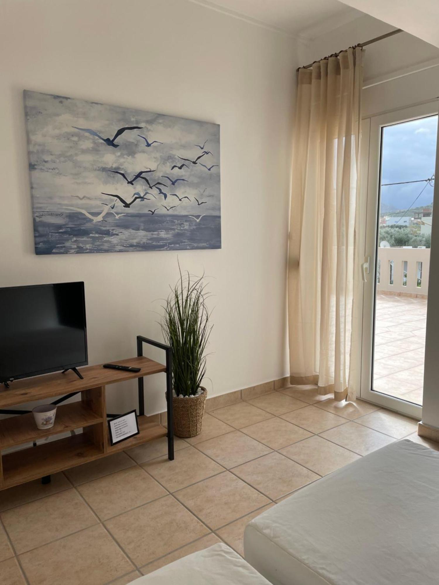 Mini Art Apartments Gerani  Екстер'єр фото